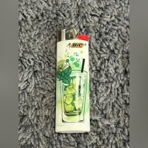 NWT Bic green lime drink themed lighter
